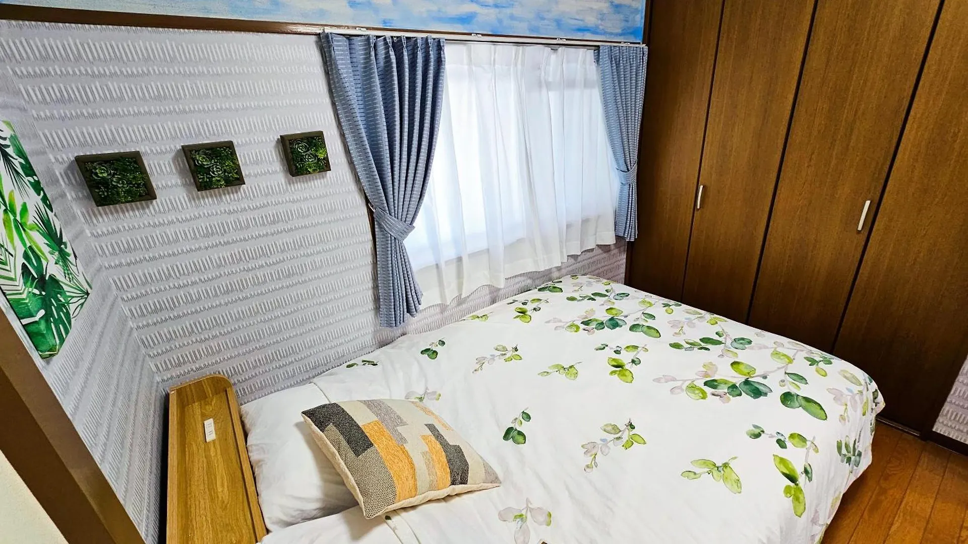 Apartment 703. Disneyland, Direct Bus To The Airport/1Minute'S Walk From The Station. Tokyo Japan